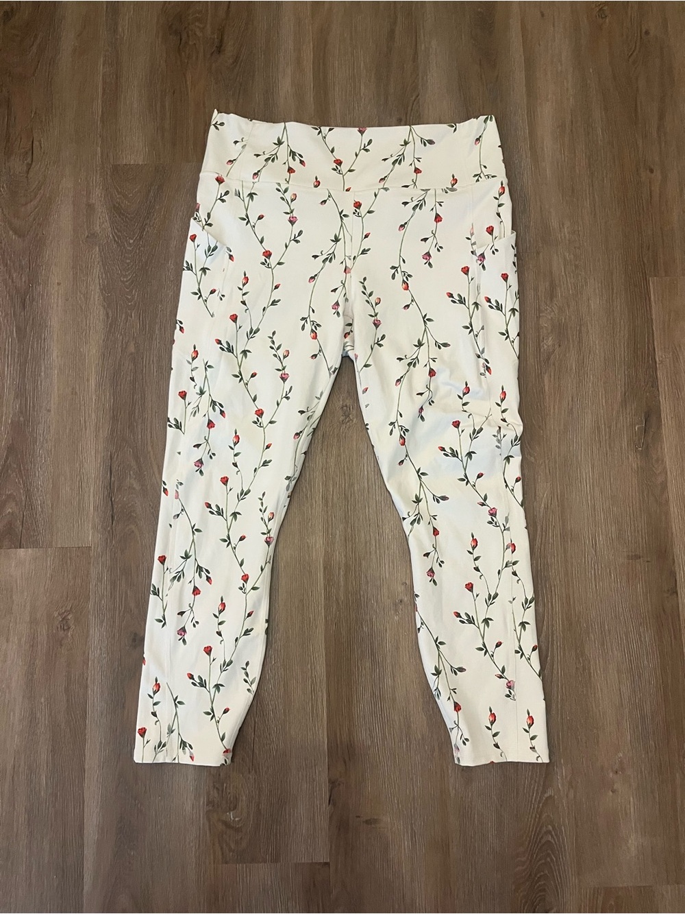 Fabletics PureLuxe White Leggings with Red & Pink Floral Print With Pockets